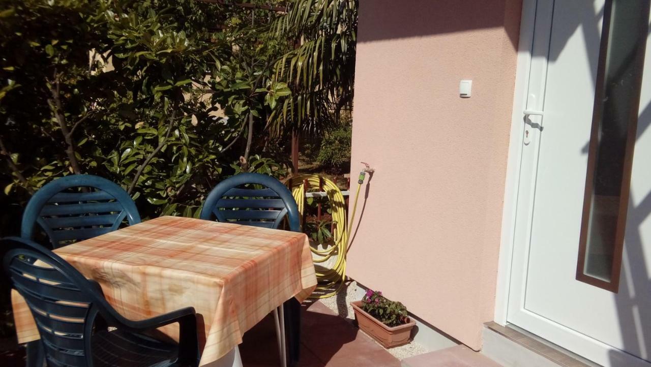 Ferienwohnung Sole 1 Novigrad Istria Exterior foto